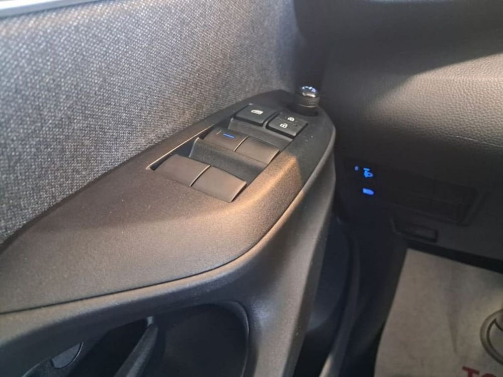 Toyota Yaris usata a Cagliari (19)