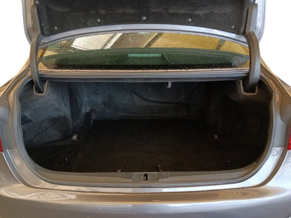 Lexus GS usata a Milano (11)