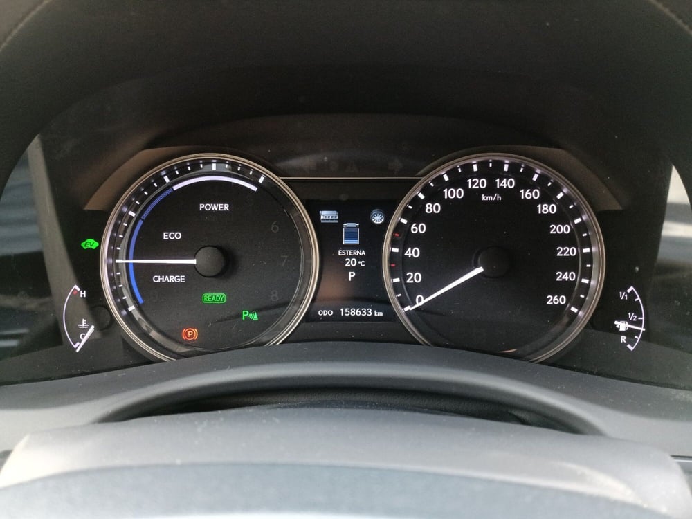 Lexus GS usata a Milano (12)