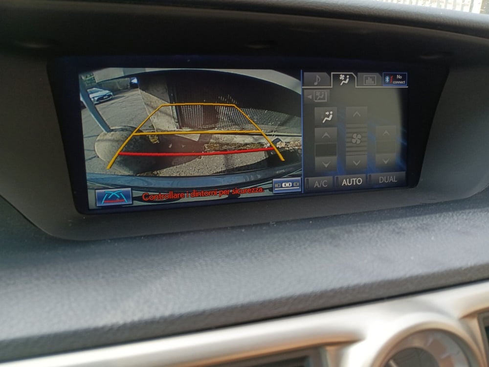 Lexus GS usata a Milano (17)