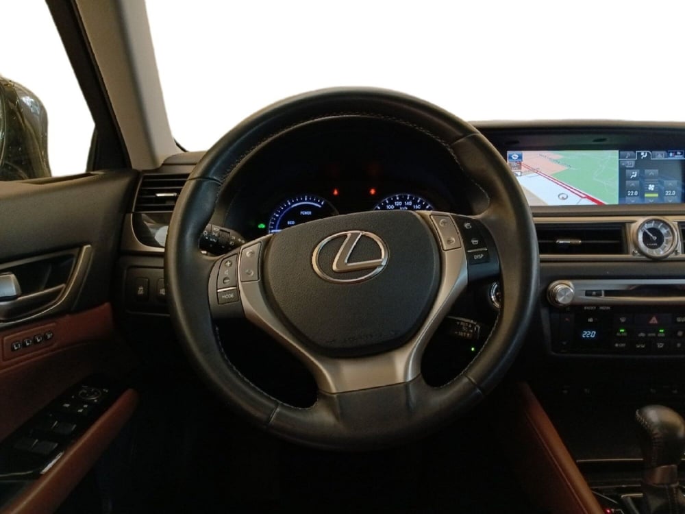 Lexus GS usata a Milano (9)
