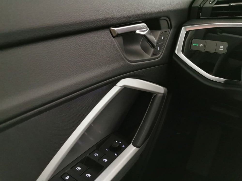 Audi Q3 Sportback usata a Chieti (14)