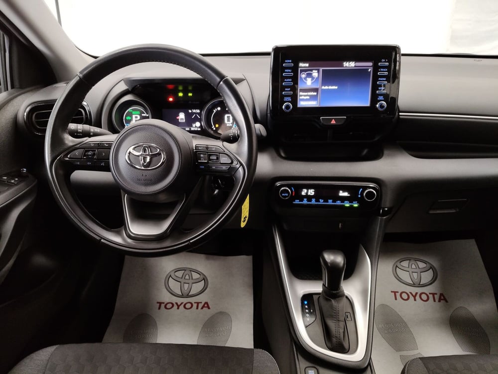 Toyota Yaris usata a Roma (11)