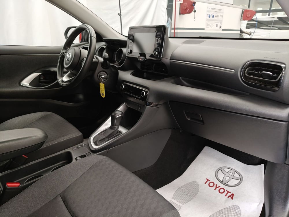 Toyota Yaris usata a Roma (6)