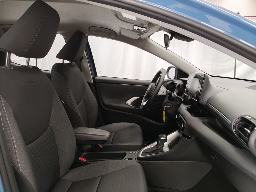 Toyota Yaris usata a Roma (7)