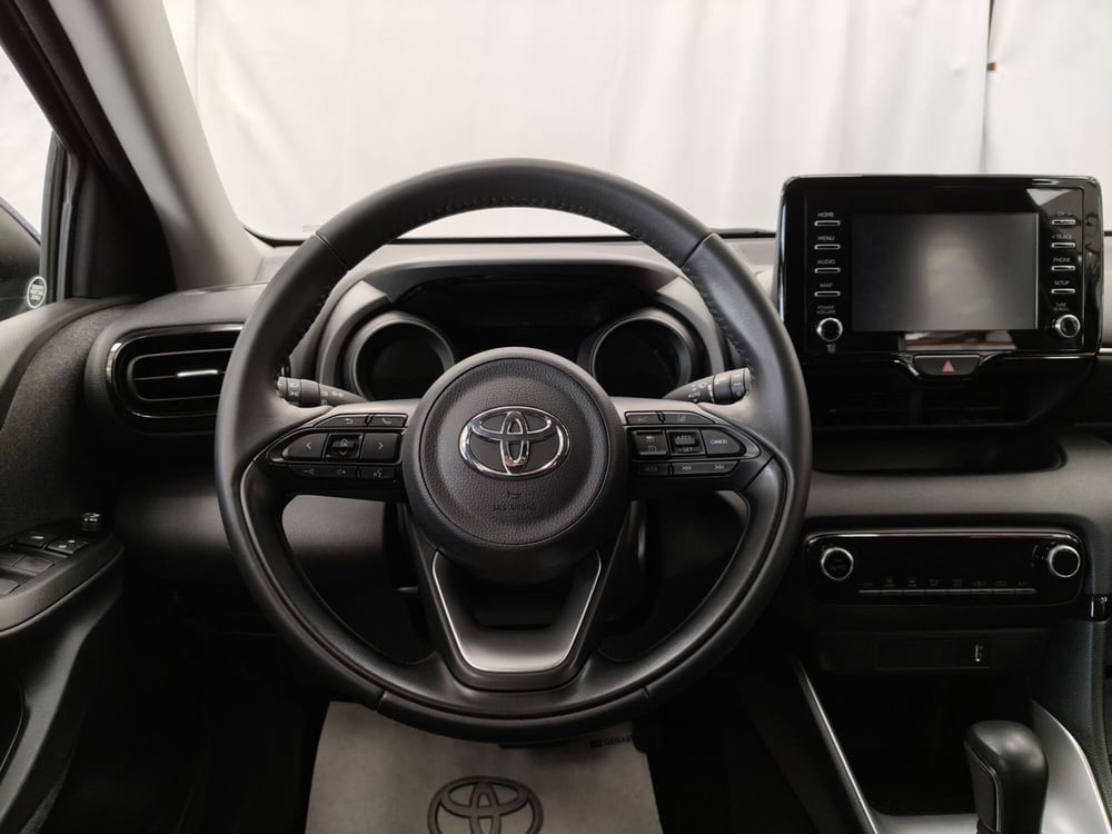 Toyota Yaris usata a Roma (11)