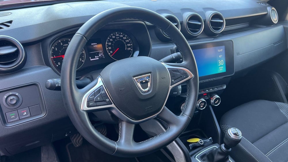 Dacia Duster usata a Parma (13)