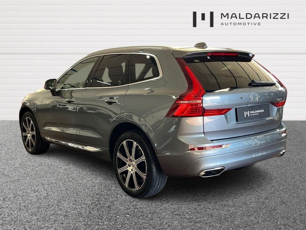 Volvo XC60 usata a Bari (8)