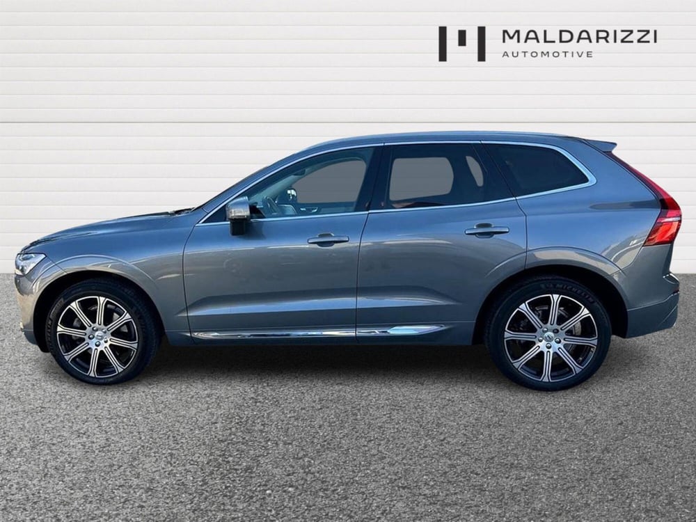 Volvo XC60 usata a Bari (9)
