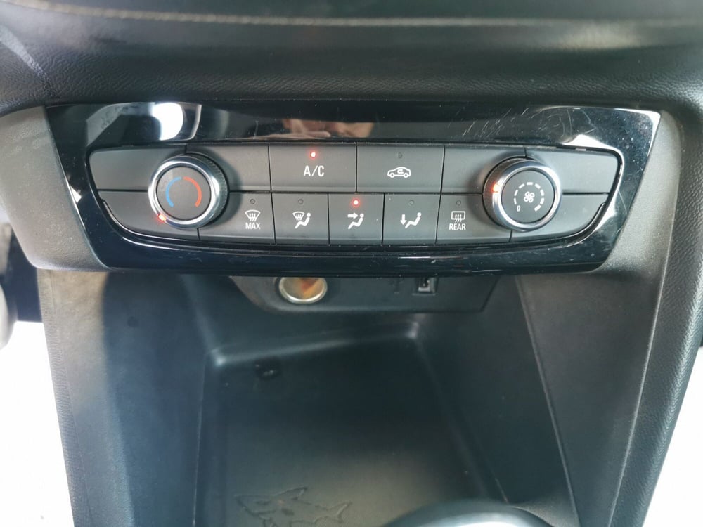 Opel Corsa usata a Taranto (14)