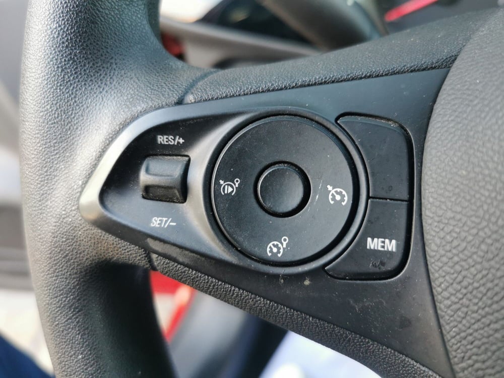 Opel Corsa usata a Taranto (15)