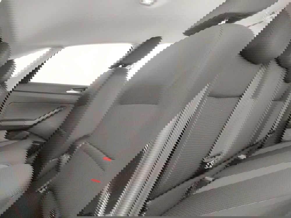 Volkswagen Taigo nuova a Caserta (10)
