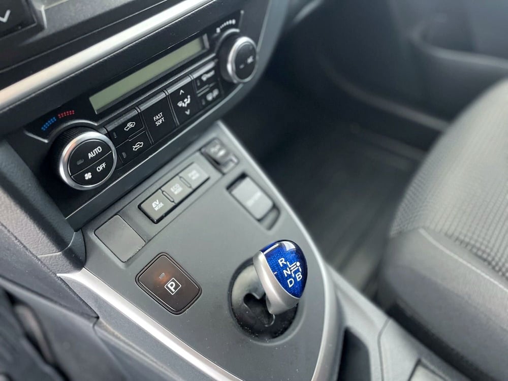 Toyota Auris usata a Perugia (16)