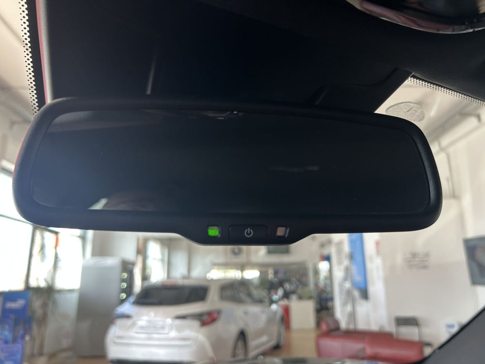 Alfa Romeo Stelvio usata a Bari (18)