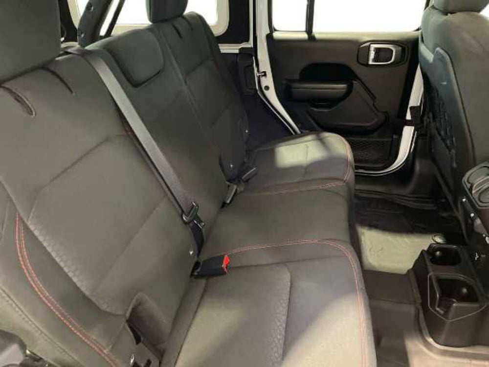 Jeep Wrangler Unlimited usata a Firenze (12)