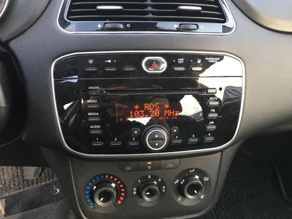 Fiat Punto usata a Cuneo (8)