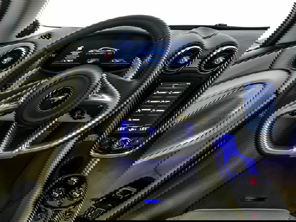 McLaren GT usata a Milano (10)