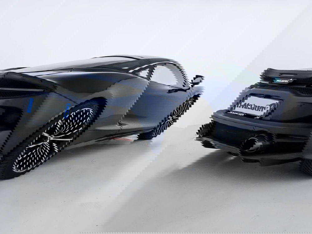 McLaren GT usata a Milano (6)