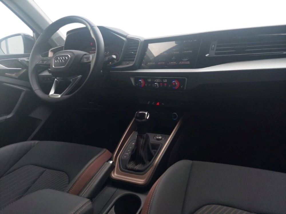 Audi A1 allstreet usata a Bari (4)