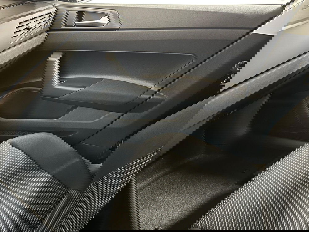 Volkswagen Polo nuova a Verbano Cusio Ossola (18)