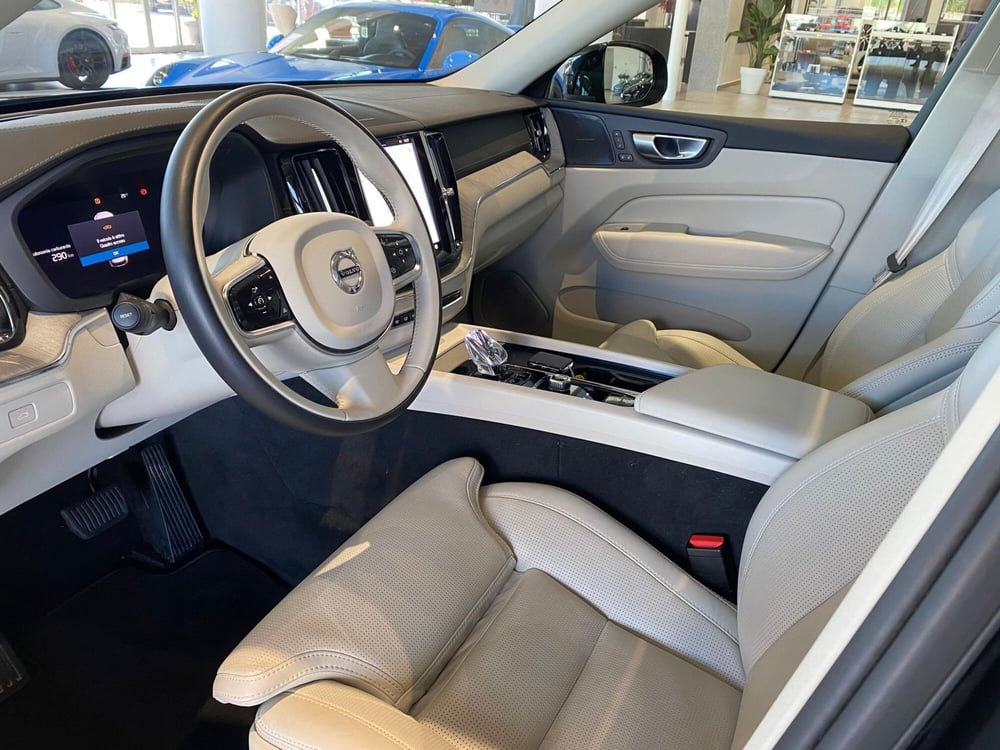 Volvo XC60 usata a Firenze (9)