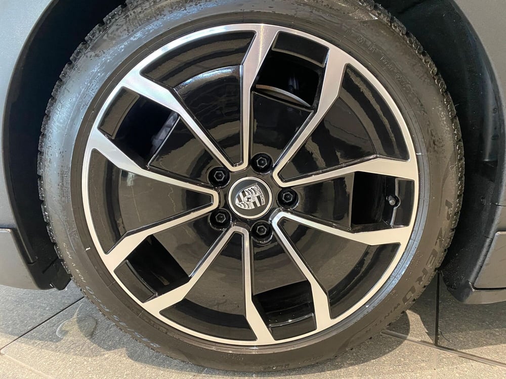 Porsche Taycan Cross Turismo usata a Firenze (9)