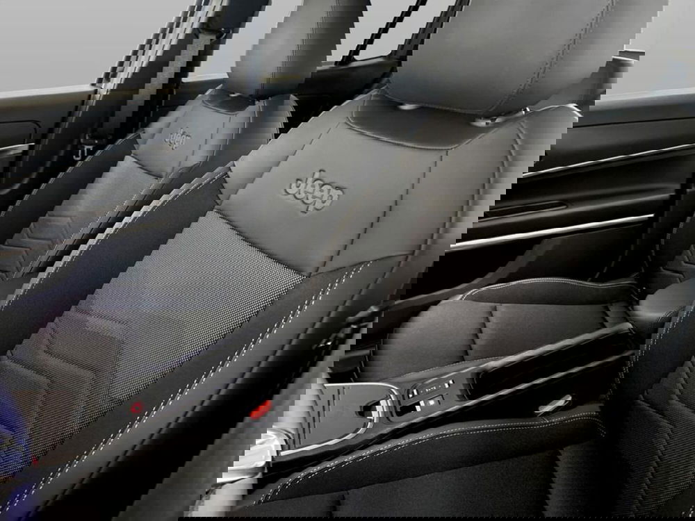 Jeep Avenger usata a Piacenza (9)