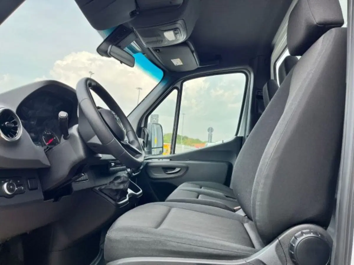 Mercedes-Benz Sprinter nuova a Bergamo (10)