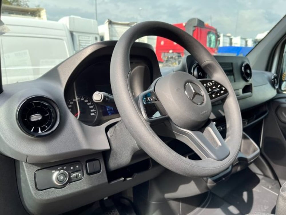 Mercedes-Benz Sprinter nuova a Bergamo (11)