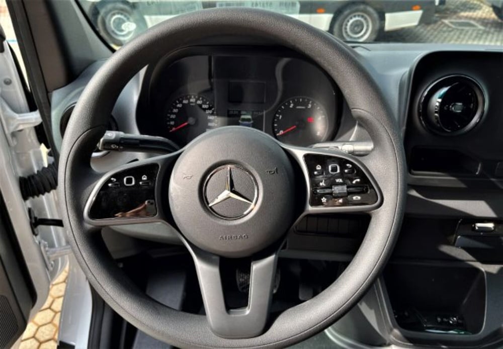 Mercedes-Benz Sprinter nuova a Bergamo (12)
