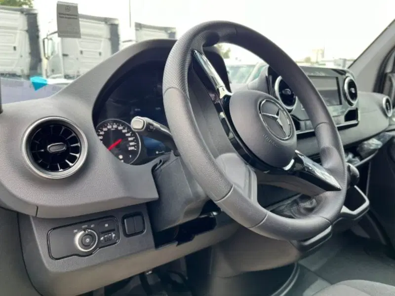 Mercedes-Benz Sprinter nuova a Bergamo (4)