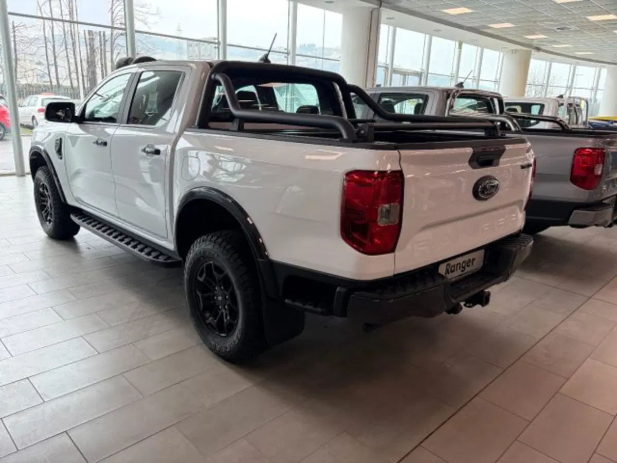 Ford Ranger Pick-up nuova a Cuneo (5)
