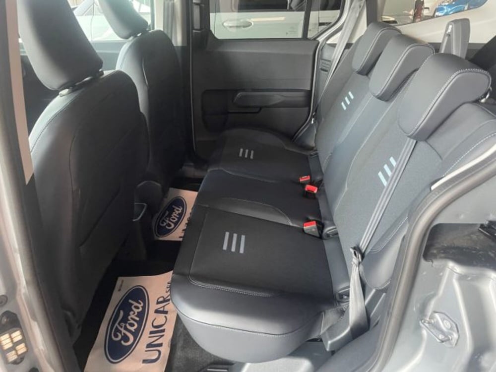 Ford Tourneo Courier nuova a Cuneo (9)