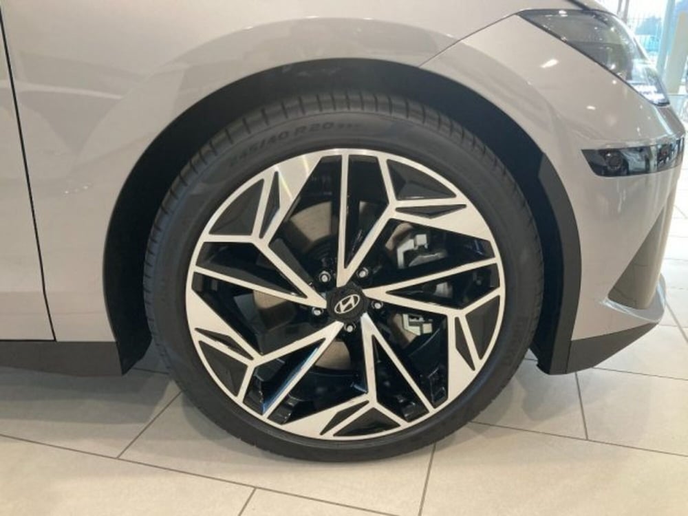 Hyundai Ioniq 5 nuova a Cuneo (15)