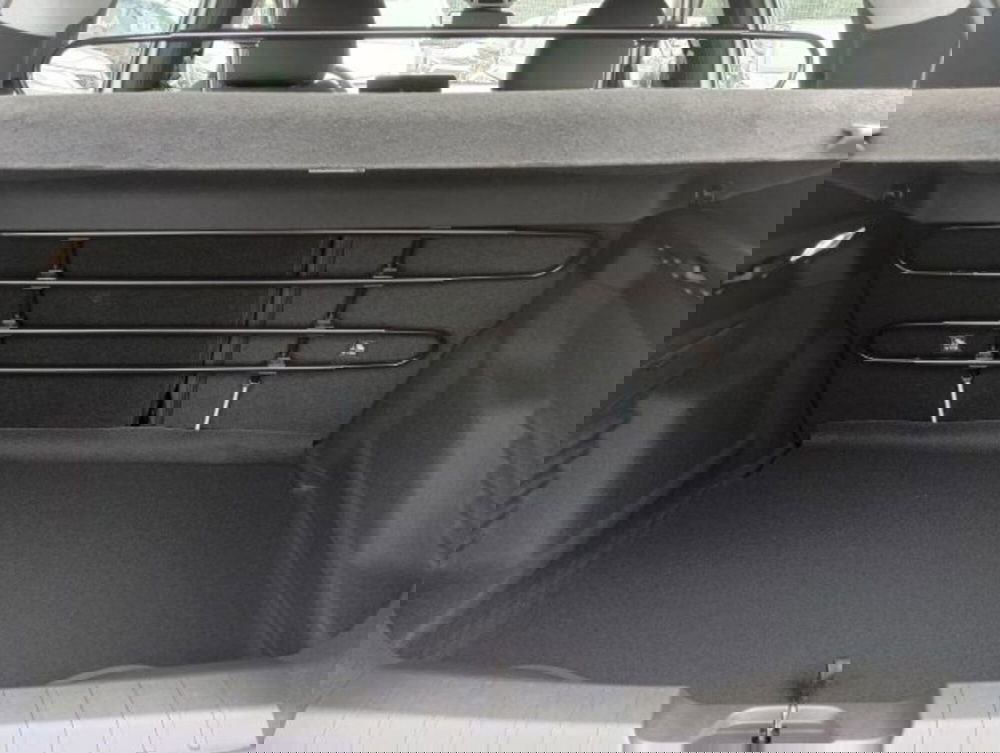 Jeep Avenger nuova a Brescia (14)