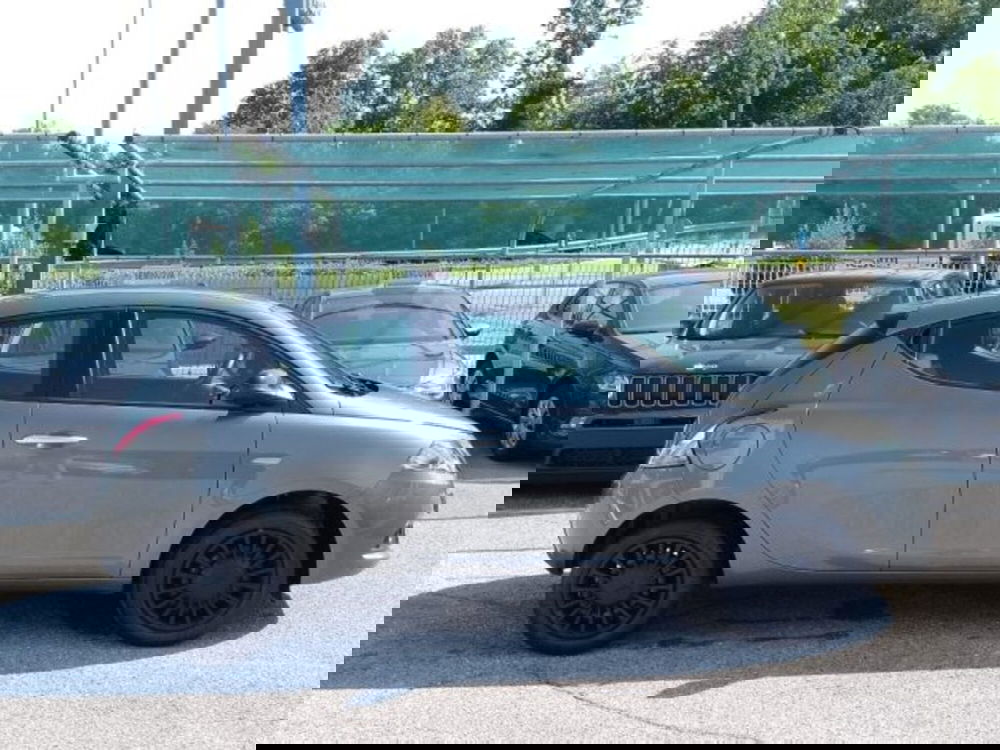 Lancia Ypsilon nuova a Brescia (4)