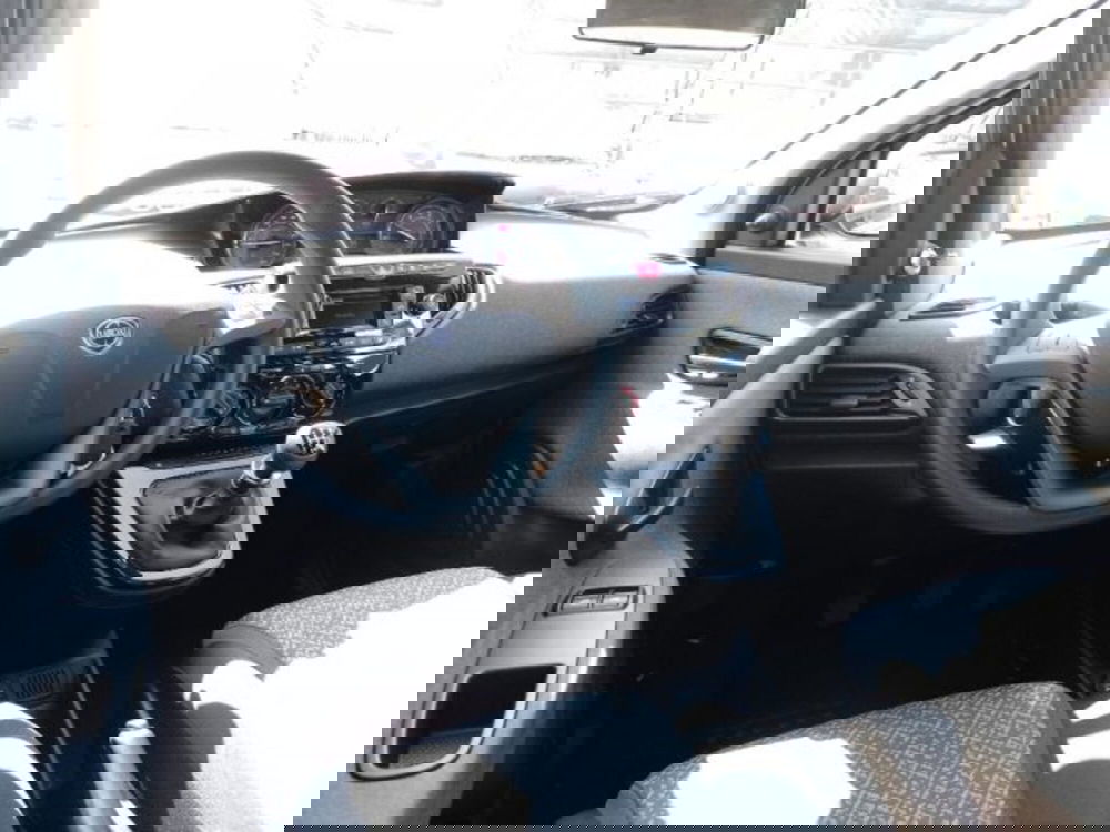 Lancia Ypsilon nuova a Brescia (6)