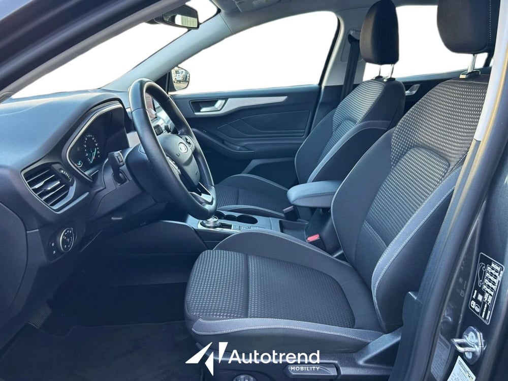 Ford Focus Station Wagon usata a Bari (6)