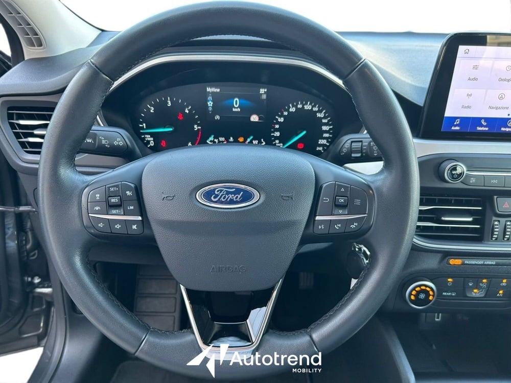 Ford Focus Station Wagon usata a Bari (8)