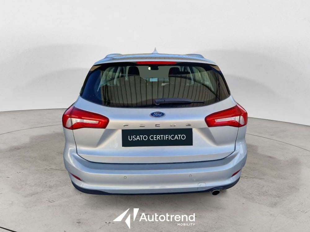 Ford Focus Station Wagon usata a Bari (4)