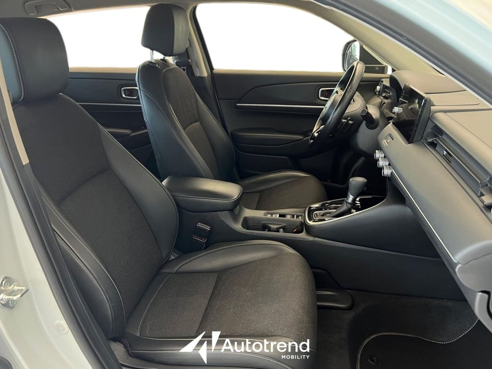 Honda HR-V usata a Bari (8)