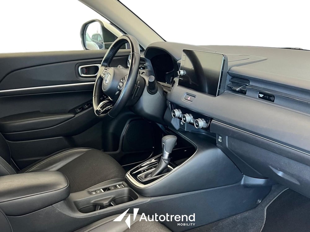 Honda HR-V usata a Bari (9)
