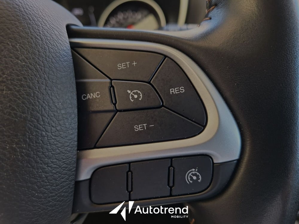 Jeep Compass usata a Bari (10)