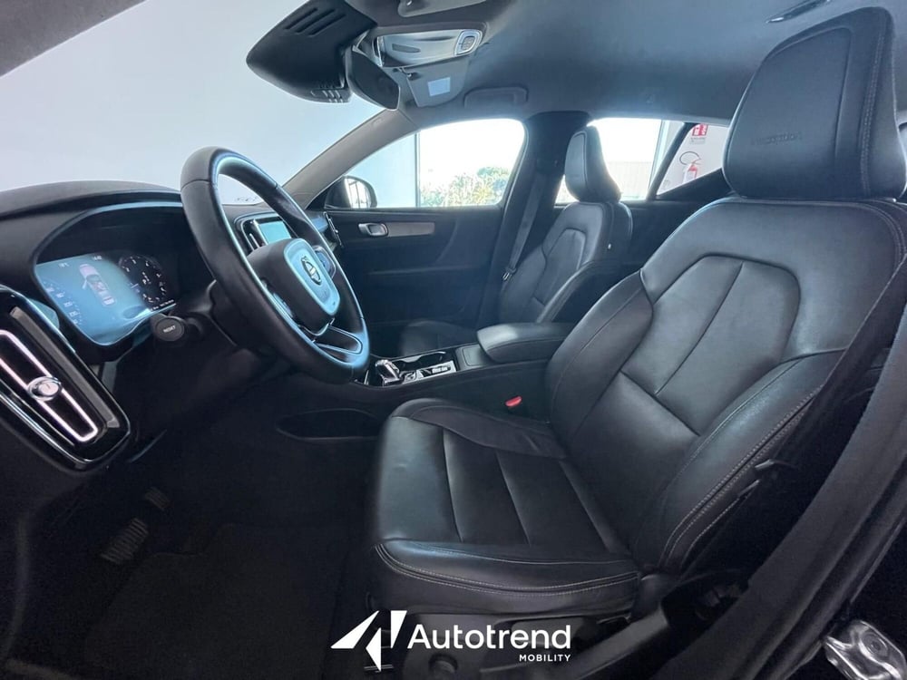 Volvo XC40 usata a Bari (5)