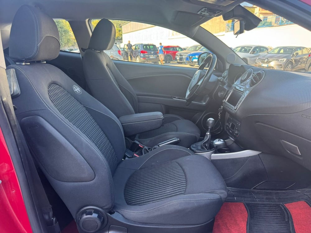 Alfa Romeo MiTo usata a Salerno (15)