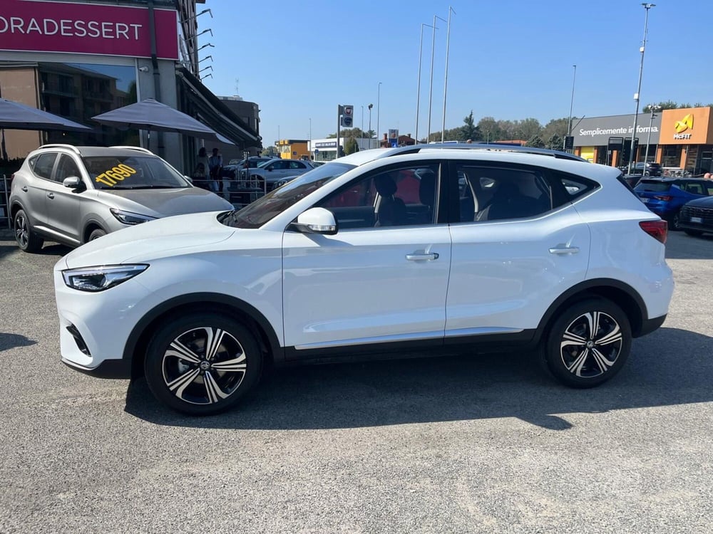 Mg ZS nuova a Milano (4)