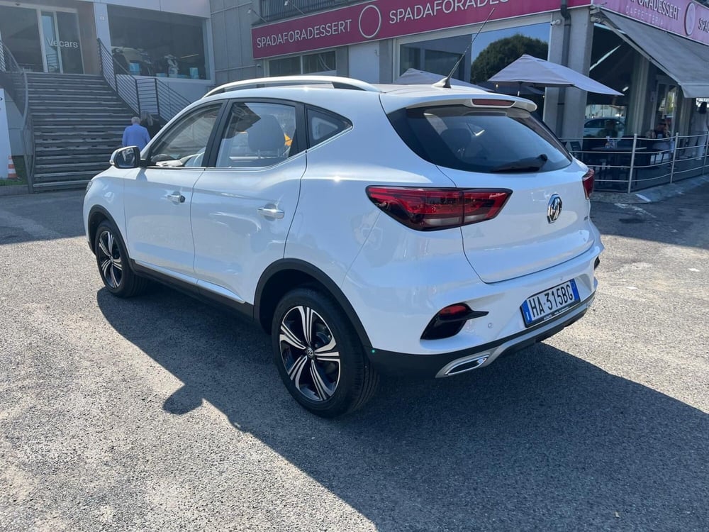 Mg ZS nuova a Milano (6)