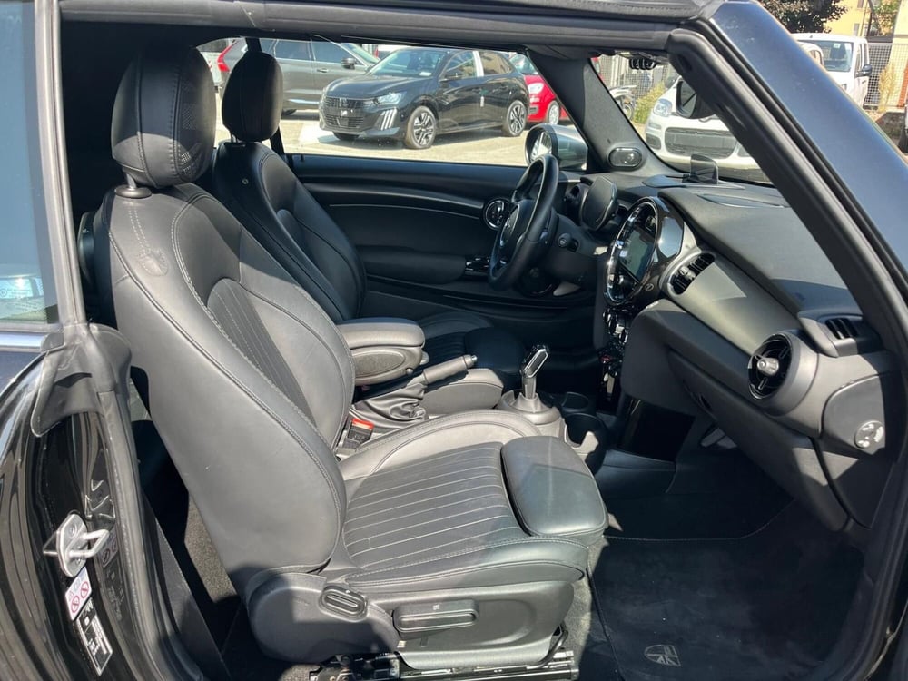 MINI Mini Cabrio usata a Milano (14)