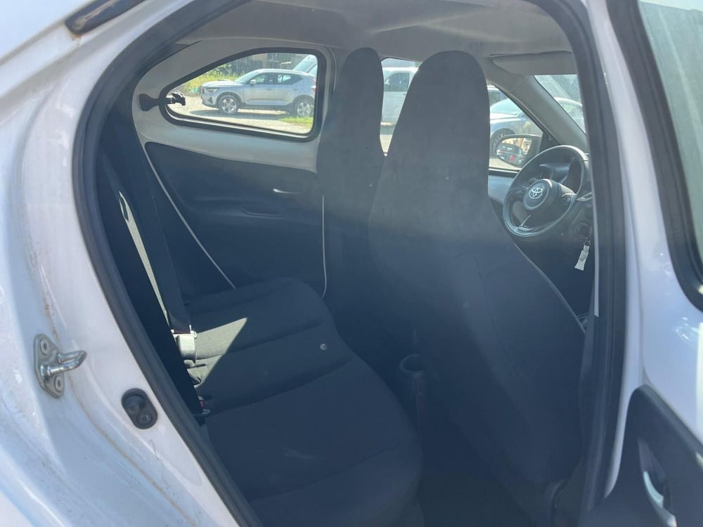 Toyota Aygo X usata a Milano (14)
