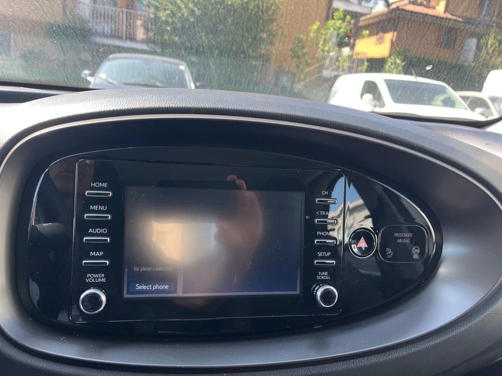 Toyota Aygo X usata a Milano (16)
